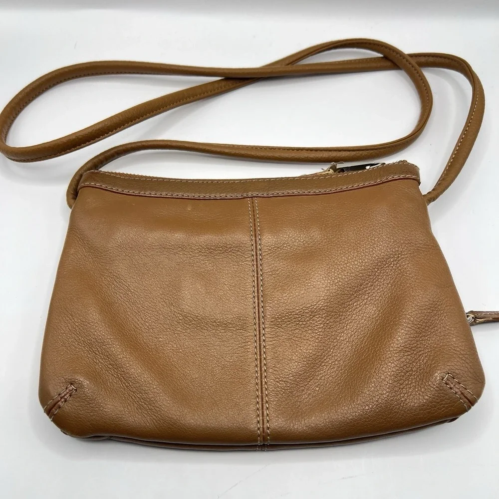Tignaello Leather Zippered Crossbody Bag‎ Brown Small